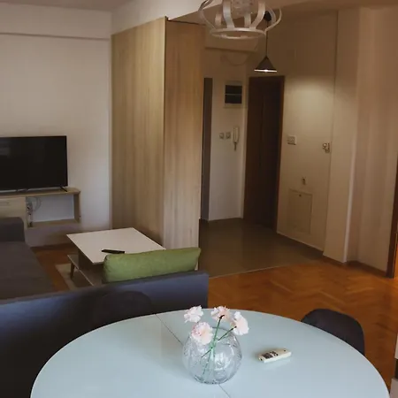 S 3 Апартаменти *